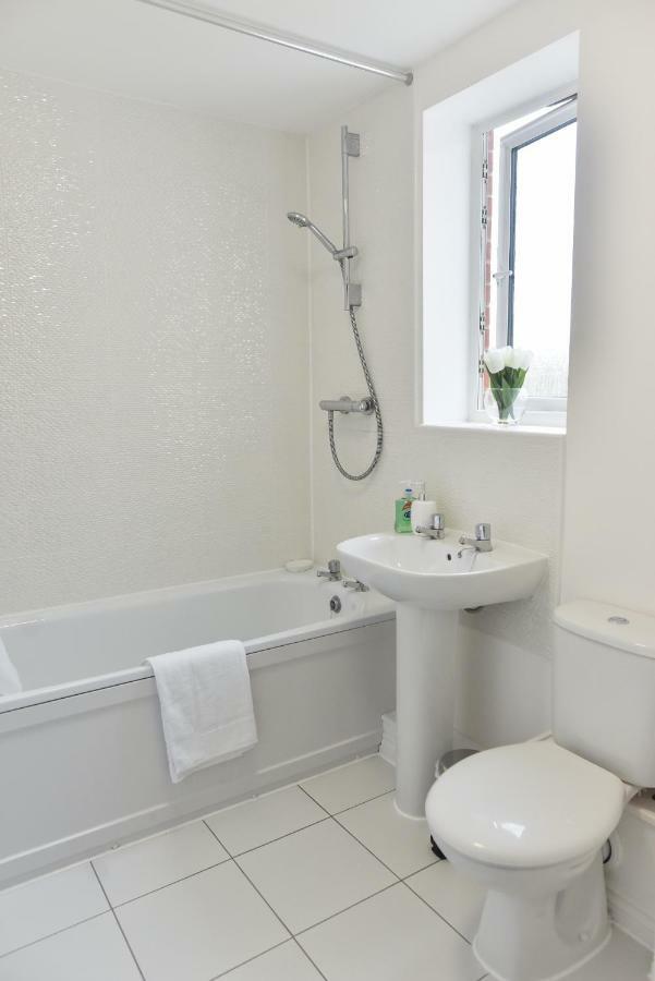 Smartrips Apartments Ковентри Экстерьер фото